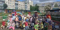 Лето в движении: квест "В поисках Конфетного дерева" в нашем детском саду