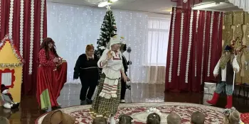 Коляда, коляда, отворяй ворота!